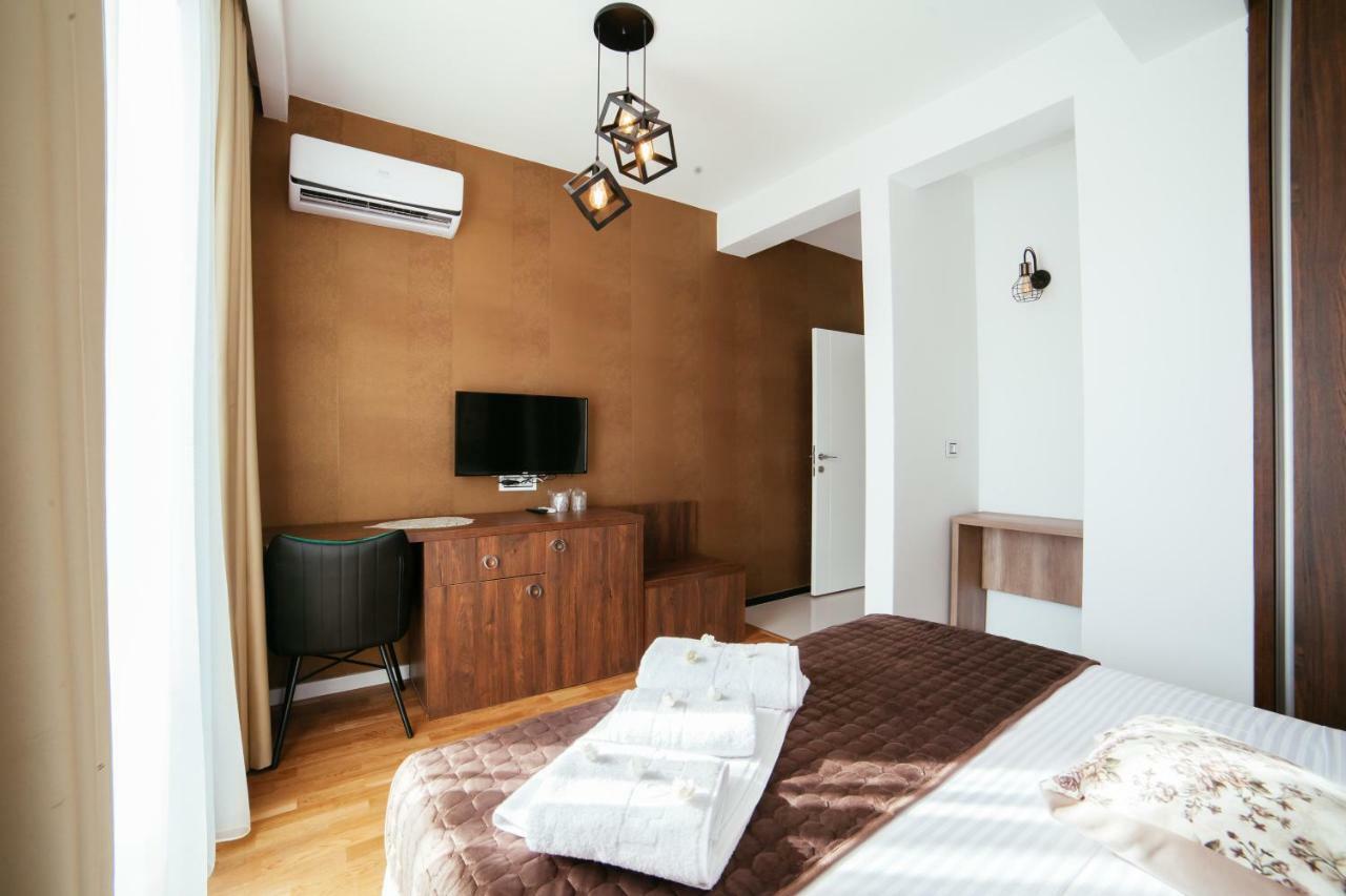 Hotel Platinum Ulcinj Exterior foto